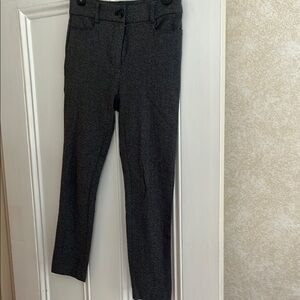 Women's Loft trouser. The Skinny Sutton. Size 00 P